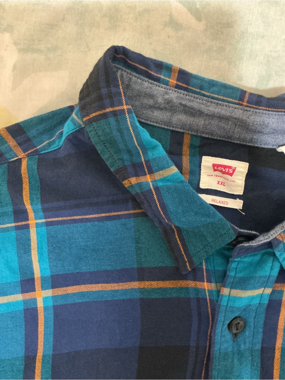 Levi's Blue and Teal Plaid Button-Down Shirt - Picture 2 of 3